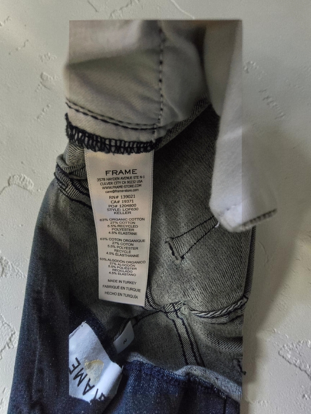 Frame Le One Flare Jeans in Keller Size 2 - 34" Inseam Long Dark Wash - Picture 12 of 12